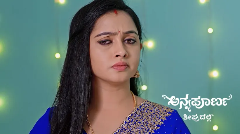 Avani Tends to Akshaya's Wound