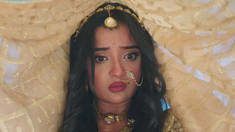 Sapna Sits in Jagriti's Place in the Mandap - Jagriti