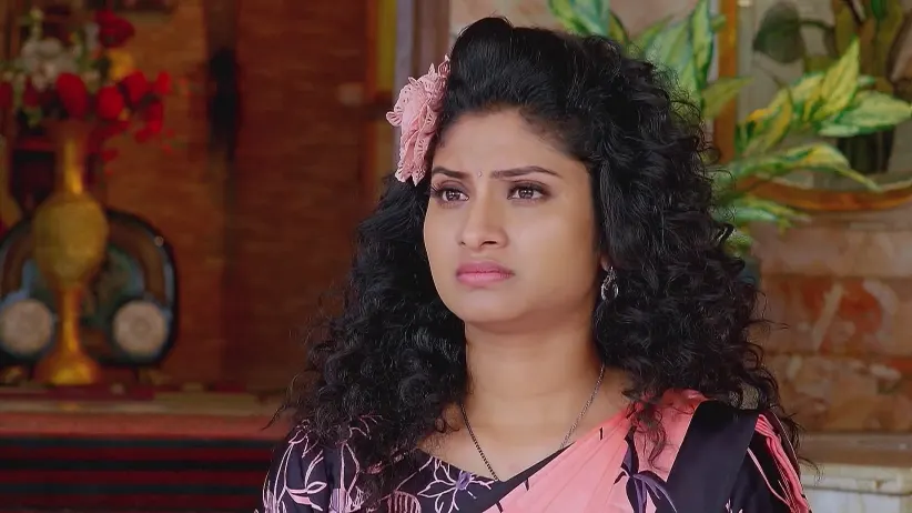 Trinayani's Behaviour Confuses Dhurandhara - Trinayani