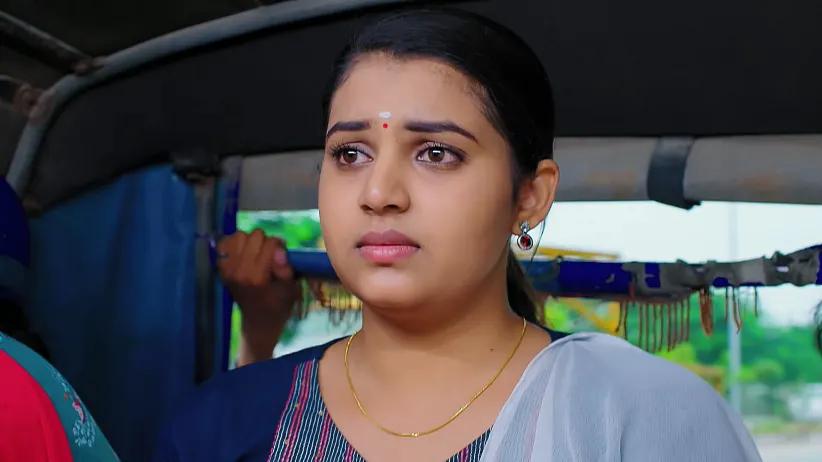 Kanakalakshmi's Act in front of Goutami's Parents