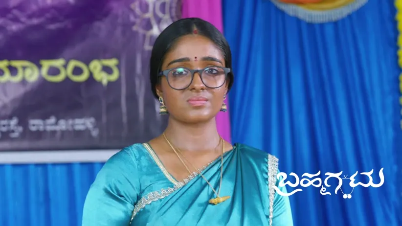 Soundharya and Archana Meet Rahul