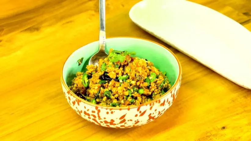 Pihu Sharma Prepares Apple Da Halwa