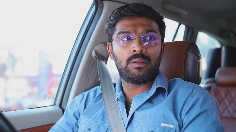 Swathi Gives Siddharth an Idea - Ninaithale Innikkum