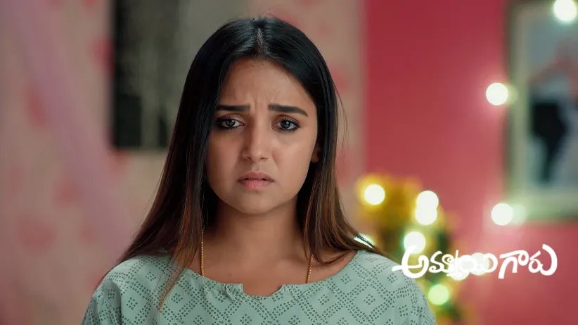 Virupakshi Is Blamed for Stabbing Ambika