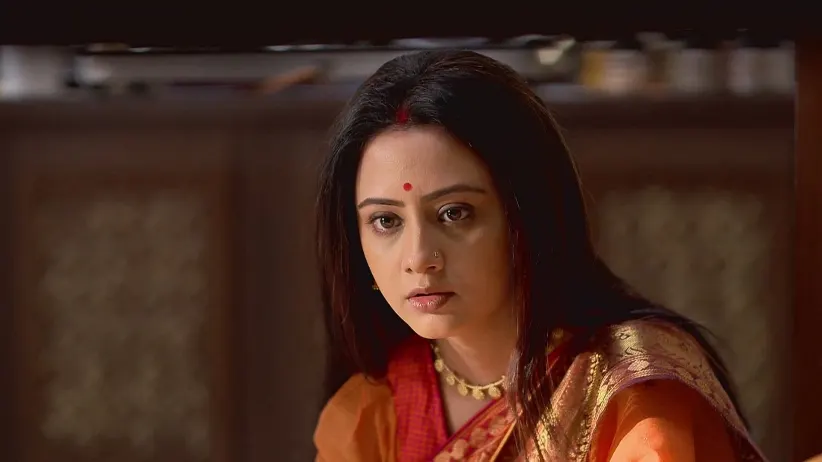 A Scared Duggamoni Hides - Duggamoni O Bagh Mama