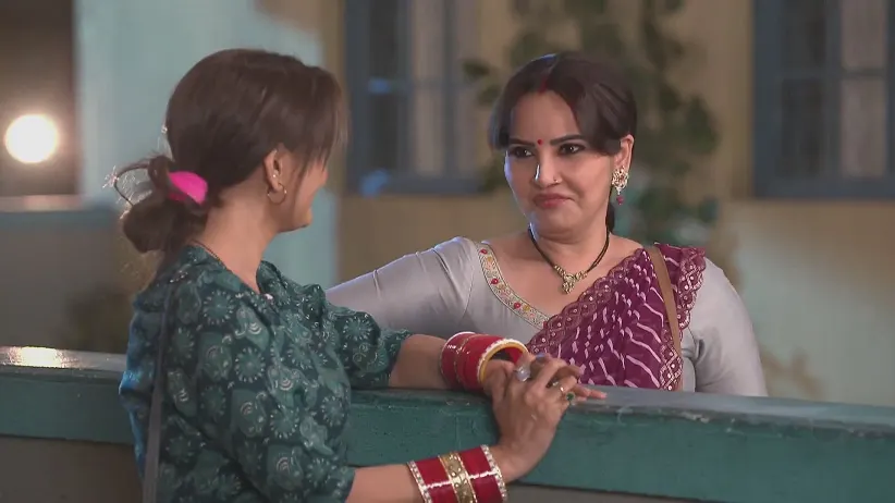 Happu Lies to Rajesh - Happu Ki Ultan Paltan