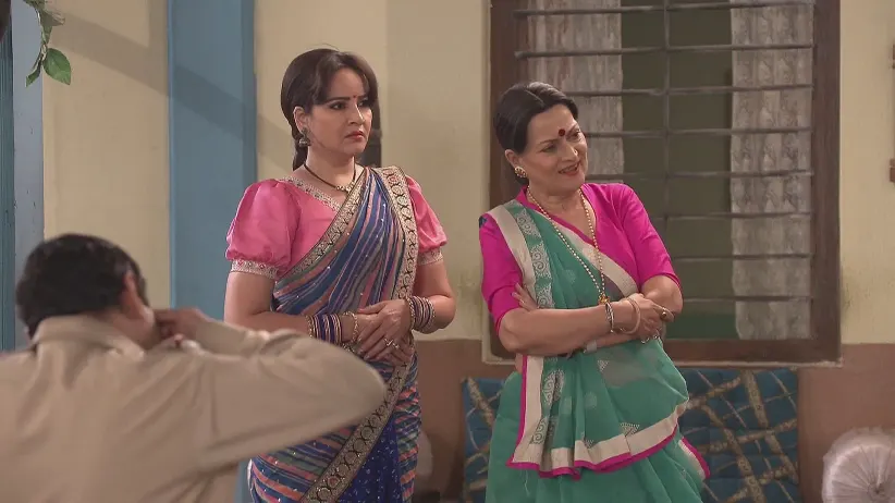 Happu Opposes Rajesh's Work - Happu Ki Ultan Paltan