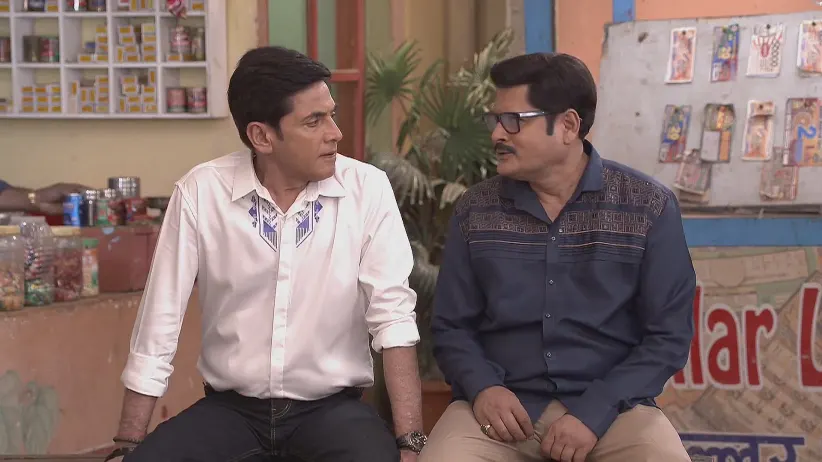 David Warns Tiwari and Vibhuti - Bhabi Ji Ghar Par Hai