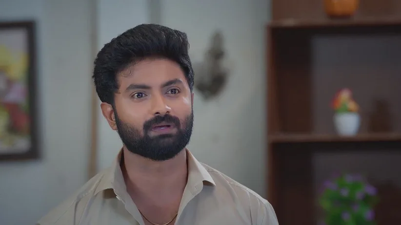 Valli Lashes out at Kanmani