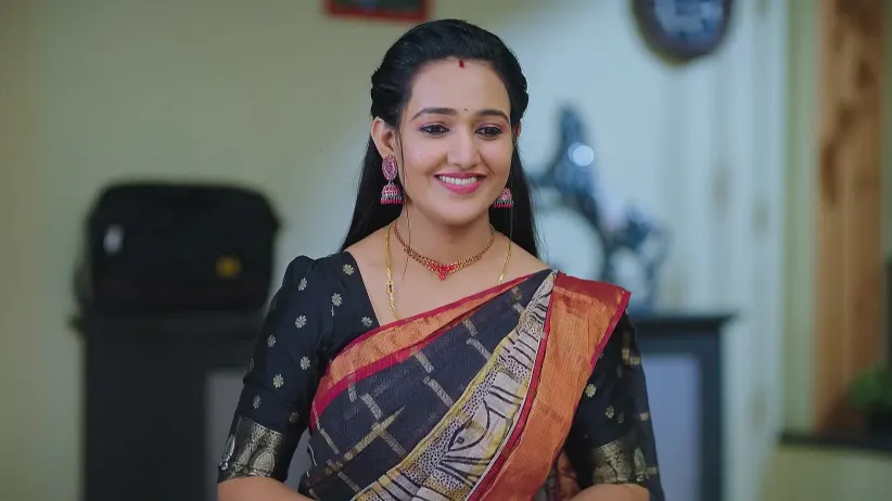 Vetri Gets Into Trouble - Getti Melam