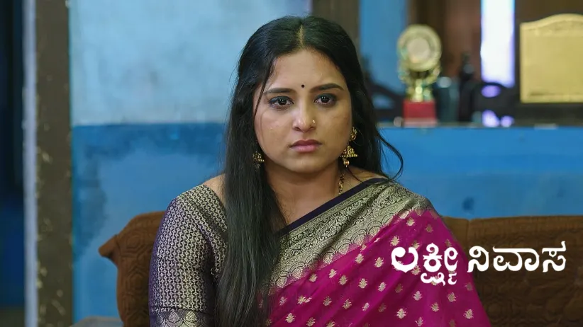 Jayanth Gives Money to Srinivas