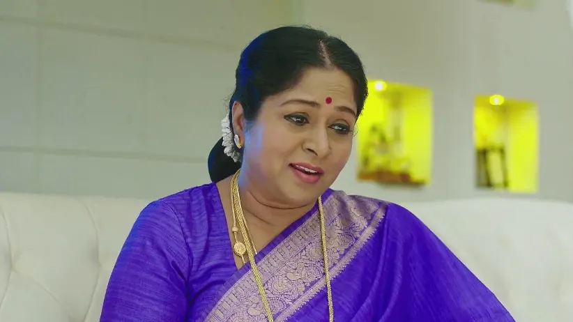 Lalita's Wise Advice to Vishwa - Lakshmi Nivasa