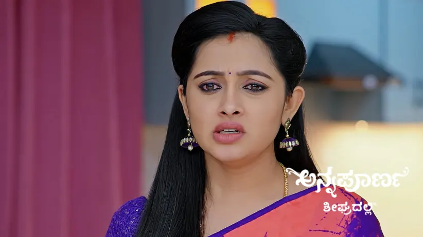 Vedavathi Decides to Test Akshaya