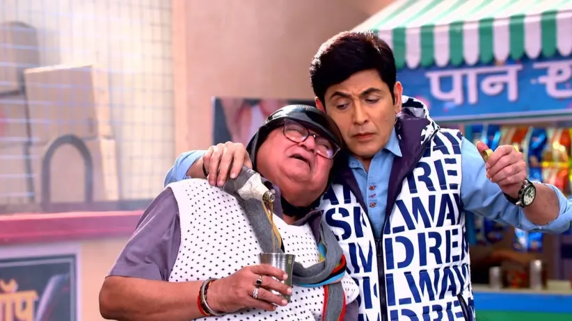 Prem Disguises as Angoori's Martian Father
