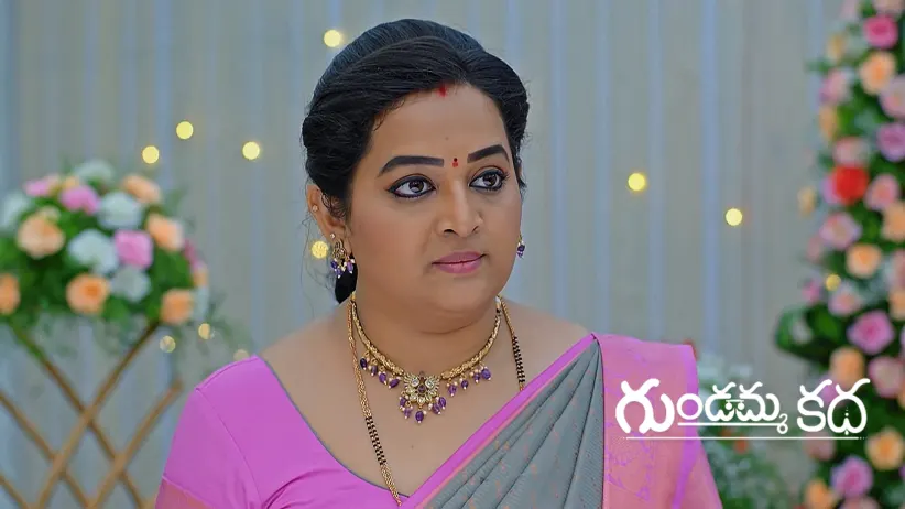 Vaishnavi and Akshita Ruin Pallavi’s Dress