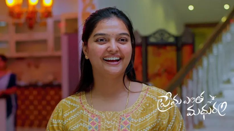 Shankar Scares Sandhya