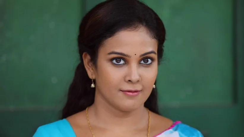Sanjeev's Plan Cheers Up Abhirami