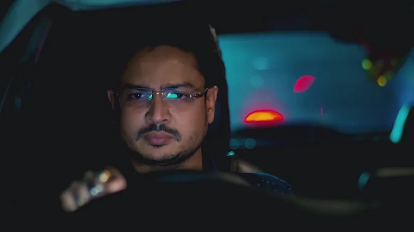Anirban Refuses to Let Nilu Stay at Home