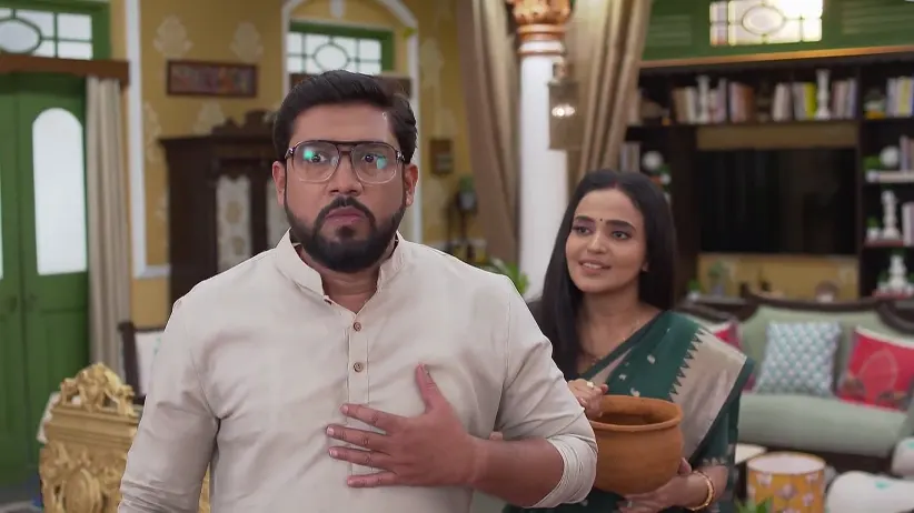 Supayon Panics upon Seeing Anondi - Anondi