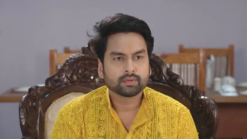 A Goon Threatens Bhawani - Suna Jhia