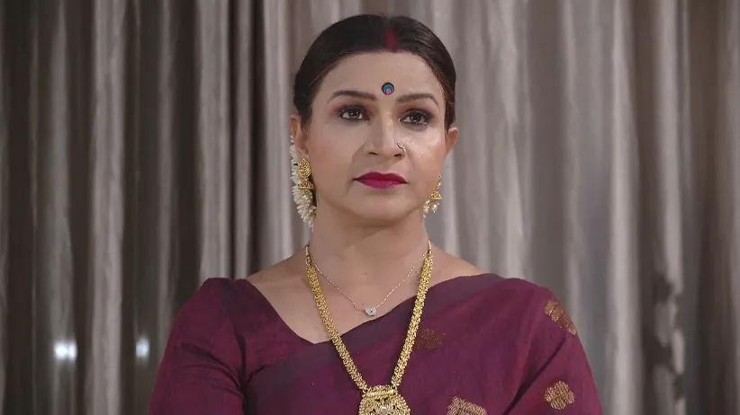 Satya Argues with Bhawani - Suna Jhia