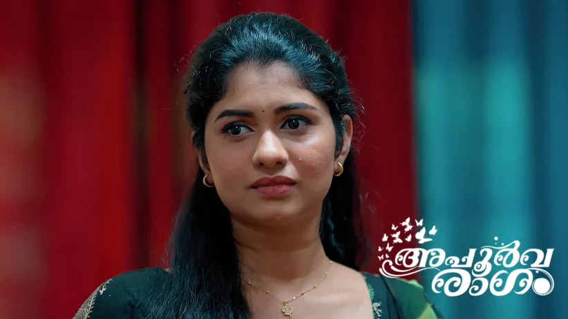 Sulochana Argues with Muthassan