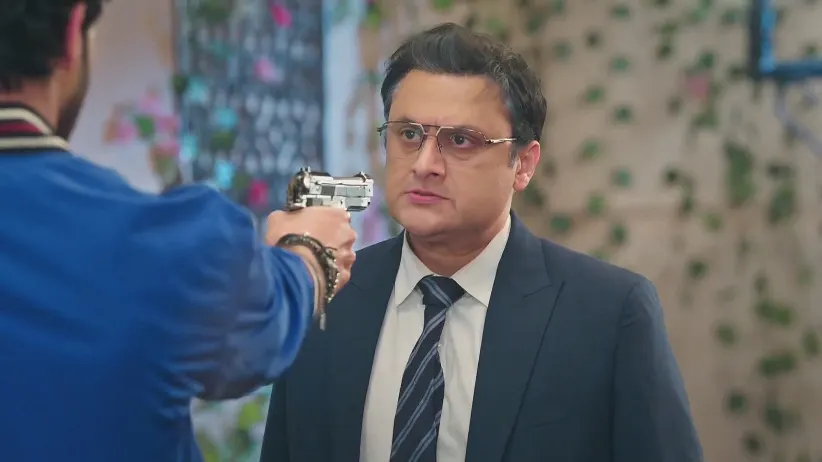 Bhairav C​onfesses the Truth to Suraj