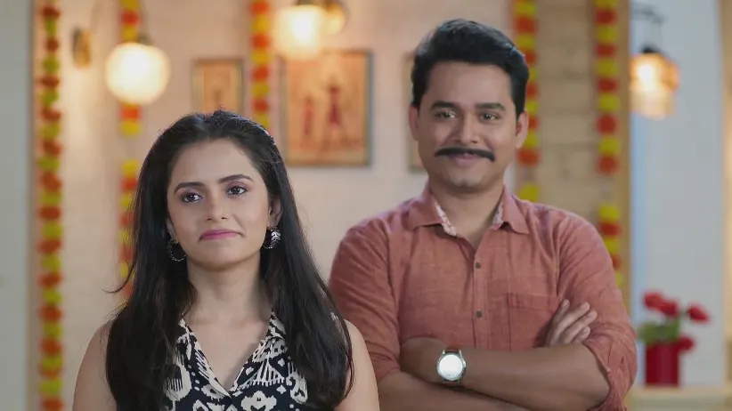 The Family's Advice to Shiva and Ashu - Shiva