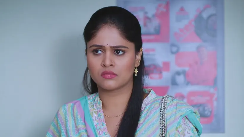 Bhavana Scolds Siddhiraj - Lakshmi Niwas