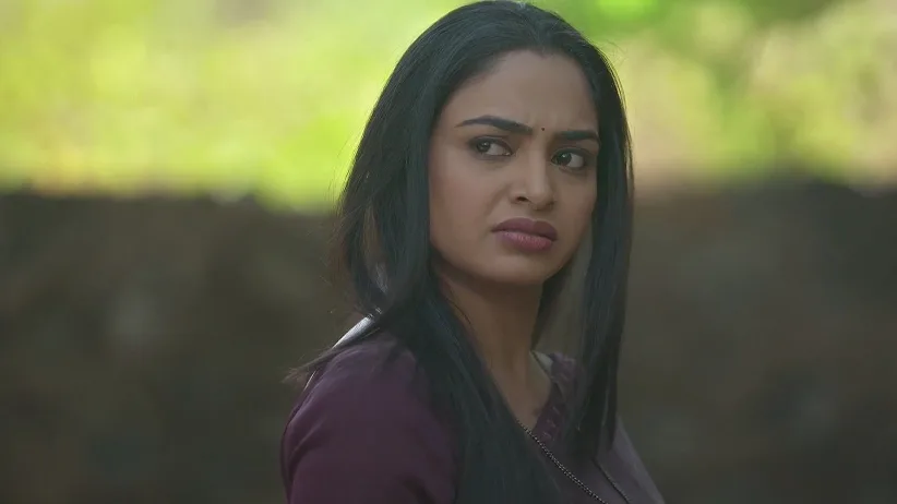 Ananya Tells Atharva about Her Suspicions