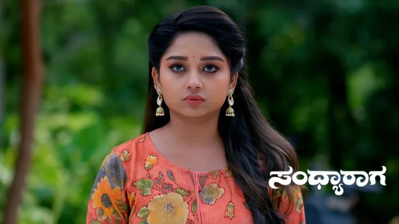 Janaki Feels Shy Due to Rajaram's Romantic Gesture