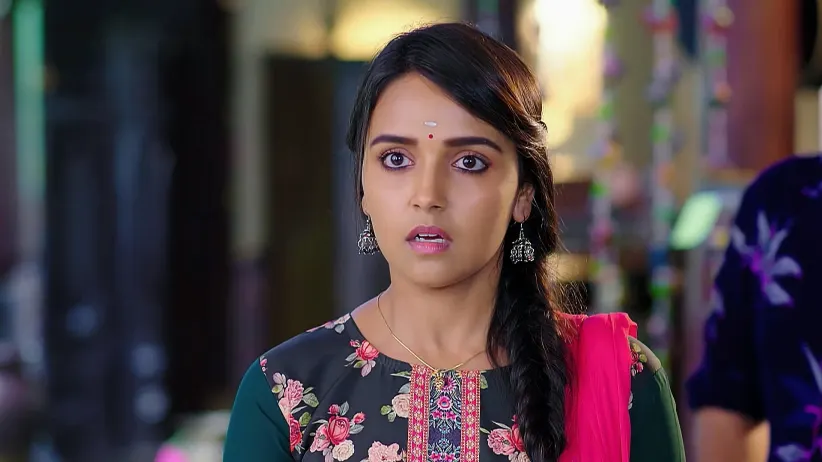 Poorvika Learns about Geetha and Govinda's Love