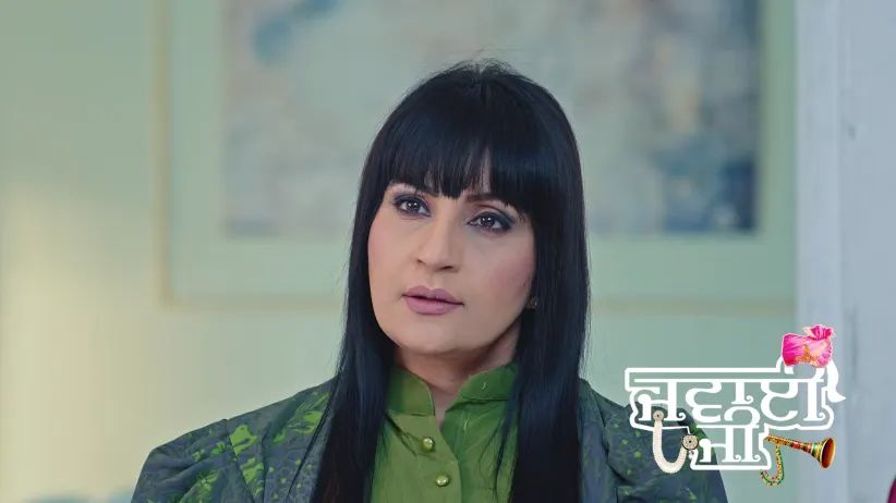 Sidak Sees Harnav and Pratima in a Cafe