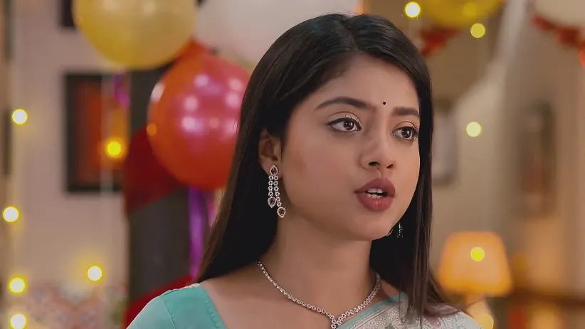 Gunja Plans to Enter Roddur's Life - Puber Moyna