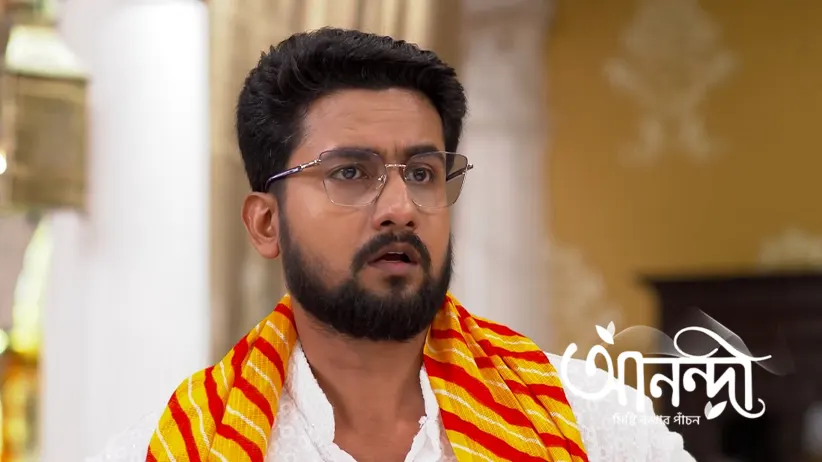 Anondi Dons a Disguise of a Sage