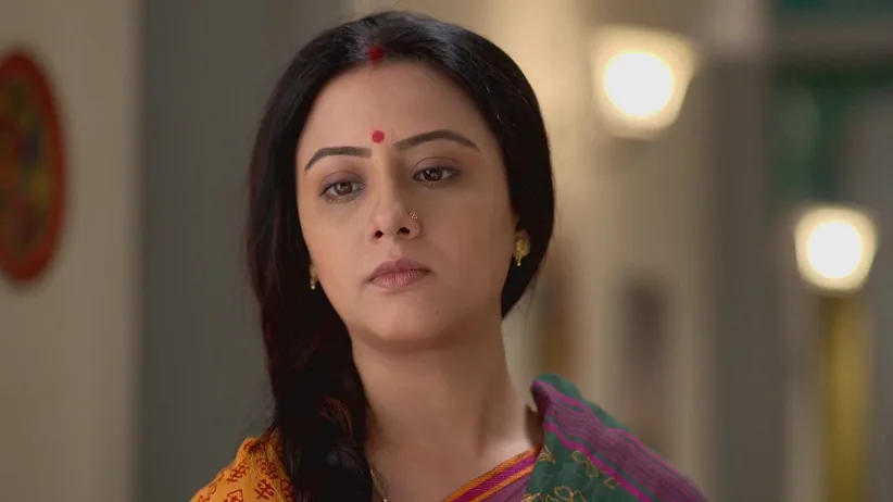 Duggamoni Sits Alone in the Yard - Duggamoni O Bagh Mama