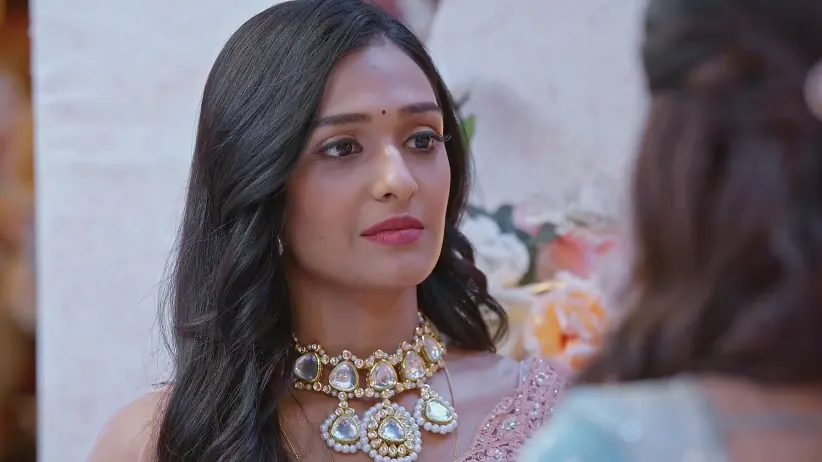 Shalu Gets Scared Seeing Soot on Her Face