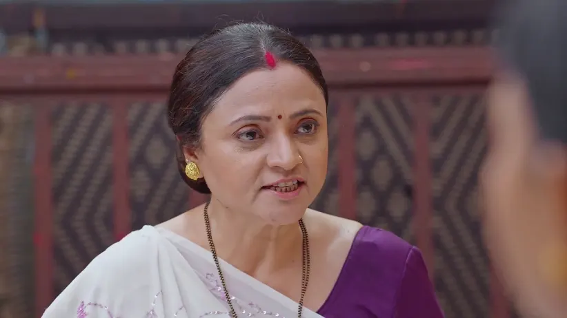 The Neighbours Malign Prarthana's Character