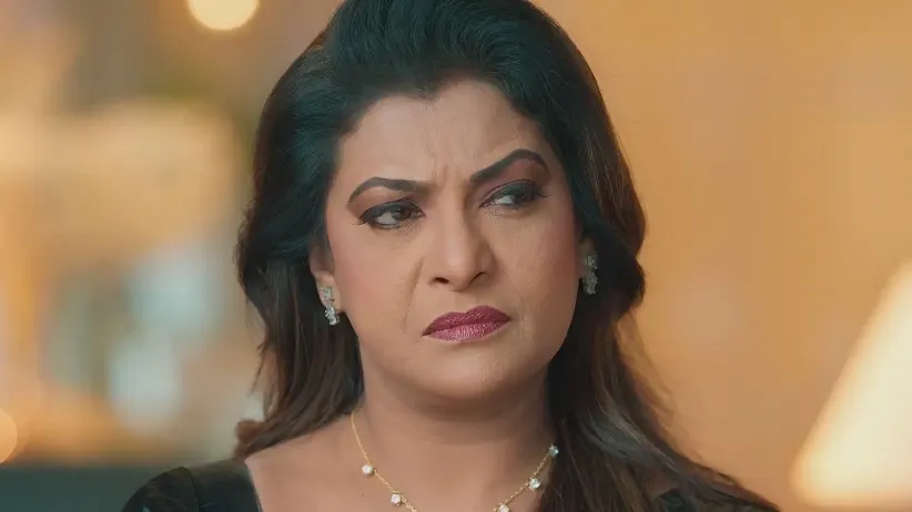 Neel Apologises to Riddhi and Kanchan