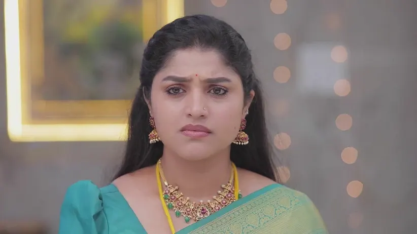 Velan's Words Confuse Vedhanayagi - Valliyin Velan