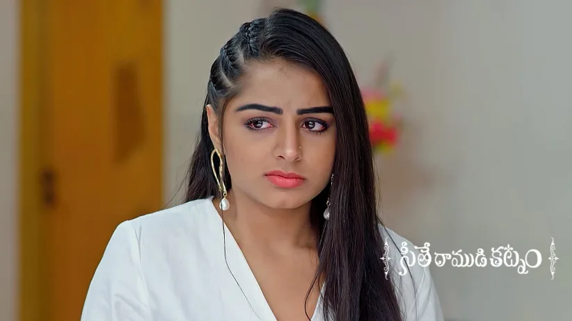 Seetha Apologises to Sivakrishna