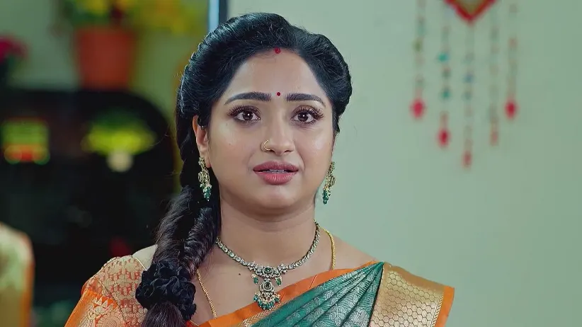 Vishal Embraces Trinayani - Trinayani