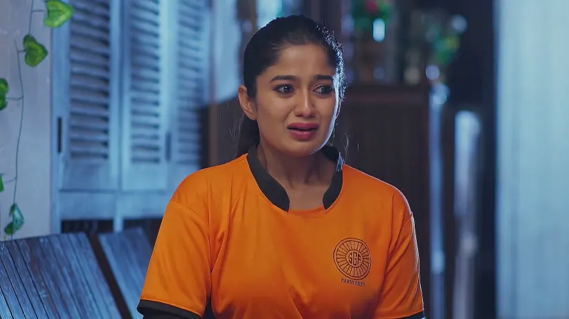 Rajalakshmi Feels Dejected - Sandhyaraaga