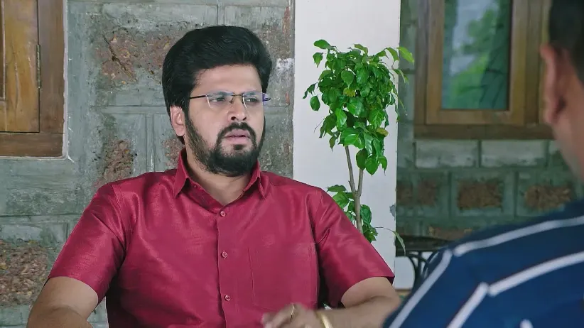 Javare Gowda and Marigowda Share a Plan with the SP - Lakshmi Nivasa