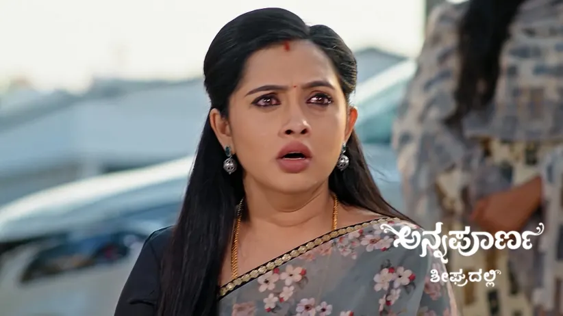 Avani Takes a Dead Akshaya to a Temple