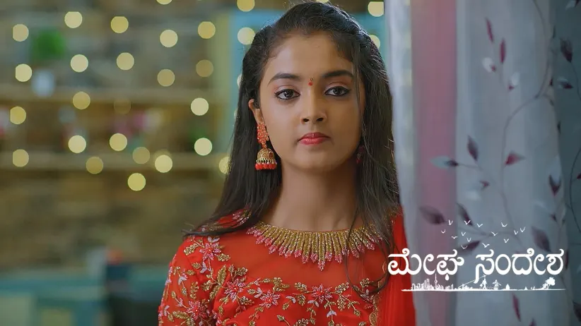 Charan Tries to Cheer Bhoomi up
