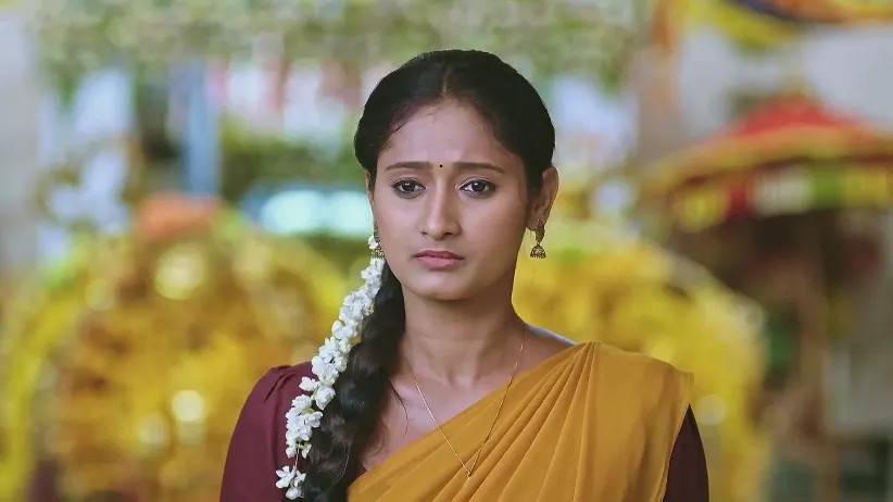 Ambika Prays on Durga's Behalf - Naa Ninna Bidalaare