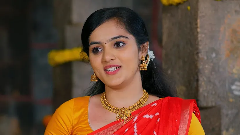 A Parrot Steals Sharanya's Phone