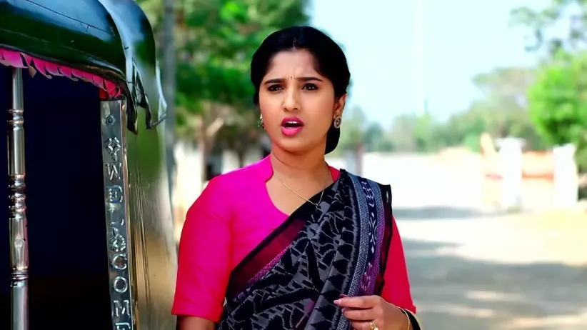Janaki Uses Anjaneyulu’s Kitchen