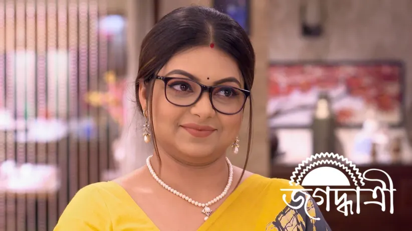 The Mysterious Girl: Jagadhatri's Lookalike